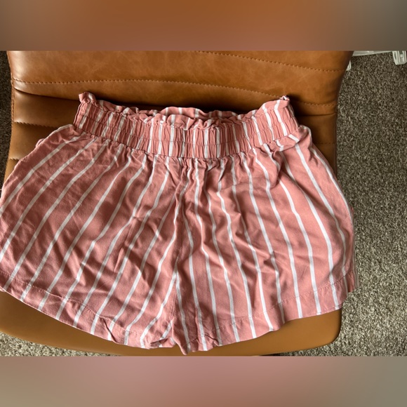 Ambiance Apparel Small Pink
White Striped Smocked Lightweight
Shorts Pockets - Picture 4 of 5